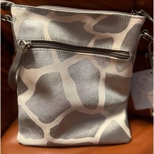 Crossbody adjustable strap shoulder bag new with tags